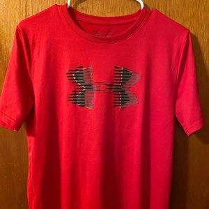 Boys under Armour shirt